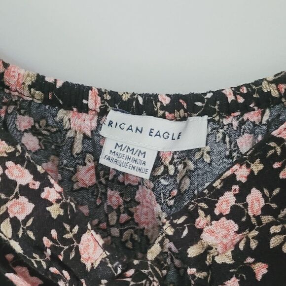 New American Eagle Floral Smocked Ruffle Sleeve Blouse Size Medium NWT - Picture 4 of 8